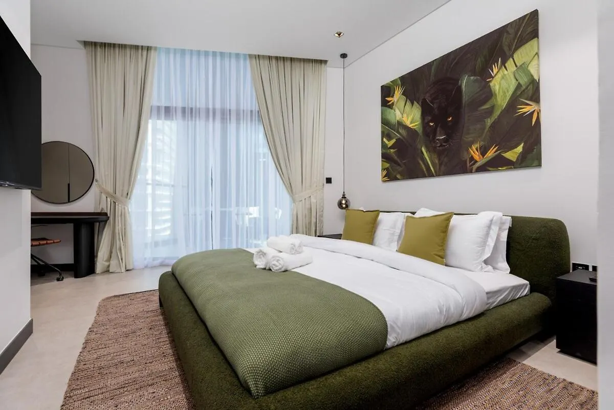 Апартаменты Waves - Elegant Waterfront Living In Dubai'S Business Bay 0*, Дубай ОАЭ